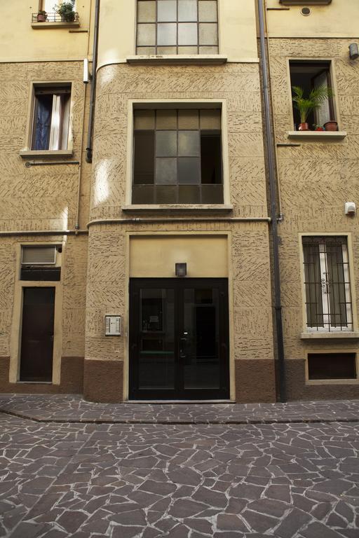 Alessia'S Flat - Mac Mahon Milão Exterior foto